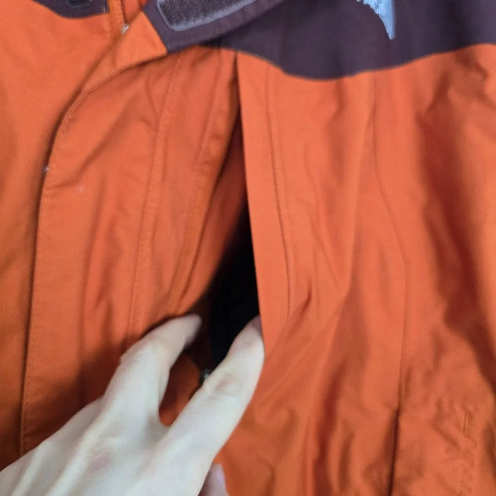 The North Face Mens HyVent Jacket Size XL Orange Hiking Gorpcore Technical Gear